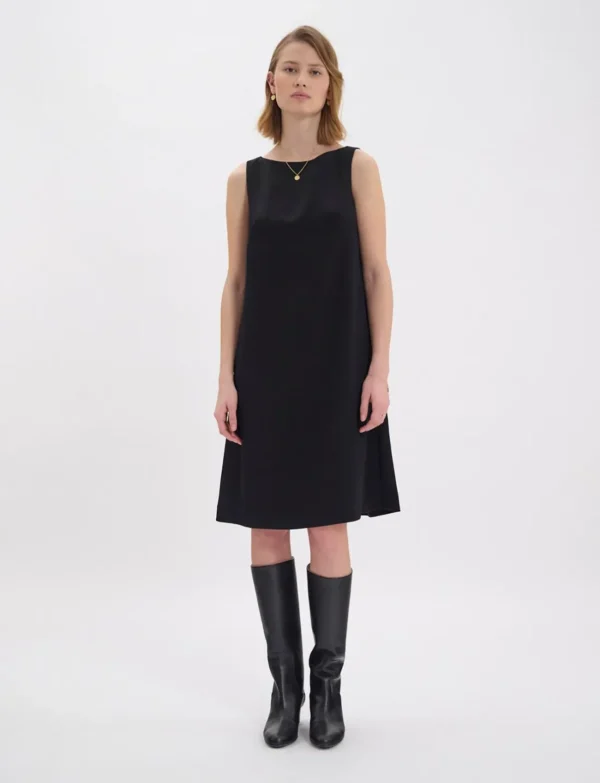 Fashion Ines de la Fressange Paris Black Madeleine dress