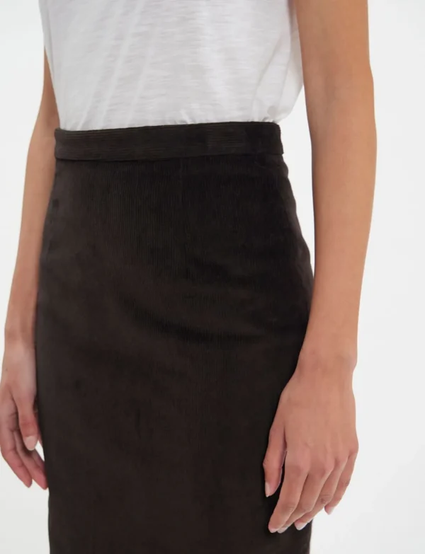 Fashion Ines de la Fressange Paris Gabriela skirt in brown milleraie velvet