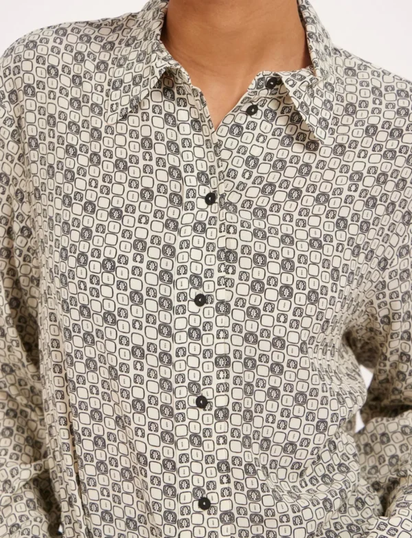 Fashion Ines de la Fressange Paris Maureen oak leaf printed shirt