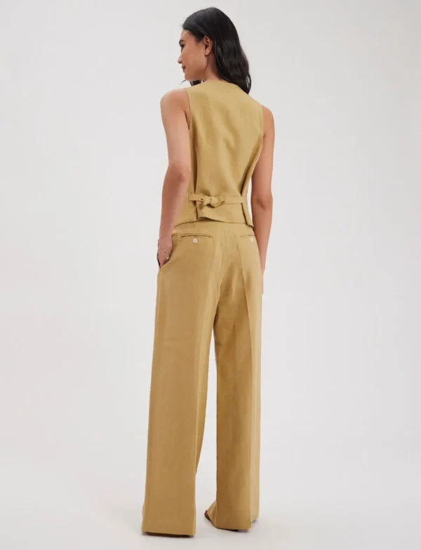 Store Ines de la Fressange Paris Robinson vest in natural yellow linen